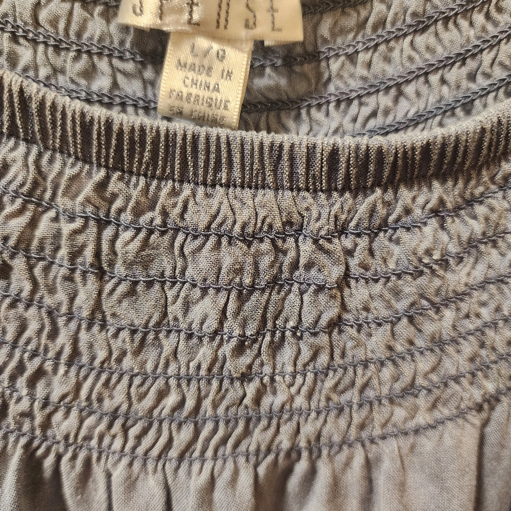 Spense Gray Top, Size Large - Picture 3 of 3